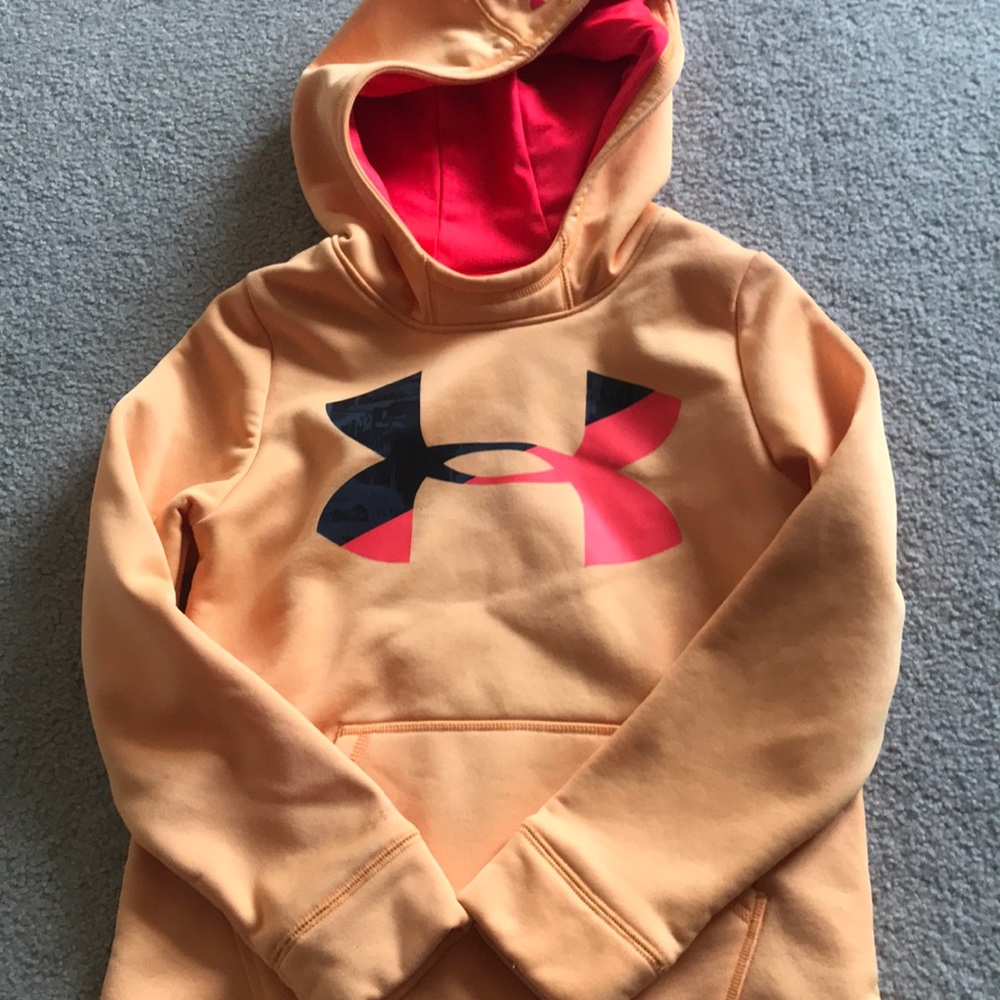 Under Armour sweatshirt